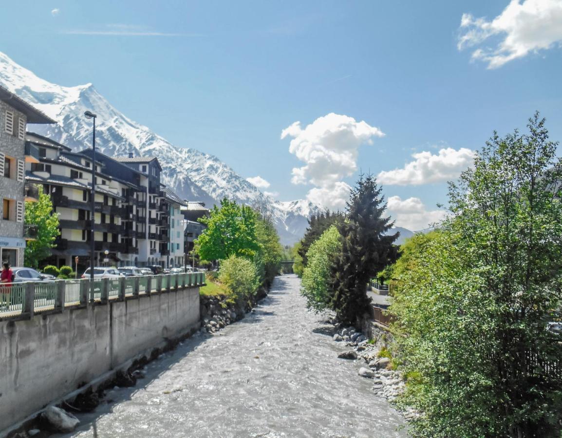 Vue Brevent Sublime En Centre Ville Avec Parking Prive Chamonix Exterior photo