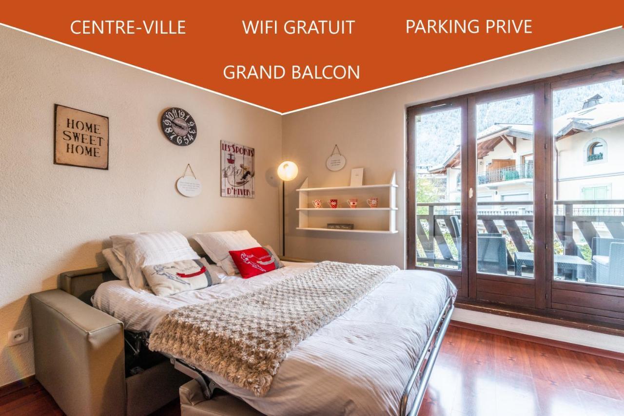 Vue Brevent Sublime En Centre Ville Avec Parking Prive Chamonix Exterior photo